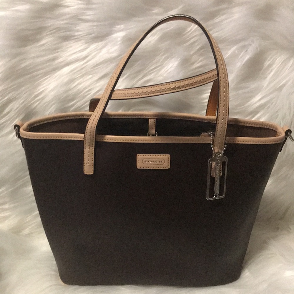 Coach City Metro Park F24341 Saffiano Brown Beige Leather Tote Bag - Picture 2 of 12